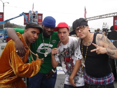 Фото - Майк Фой: 450x338 / 40 Кб