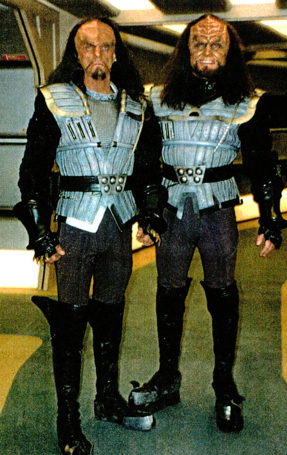 Фото - Би Джей Дэвис: 914x1450 / 429 Кб