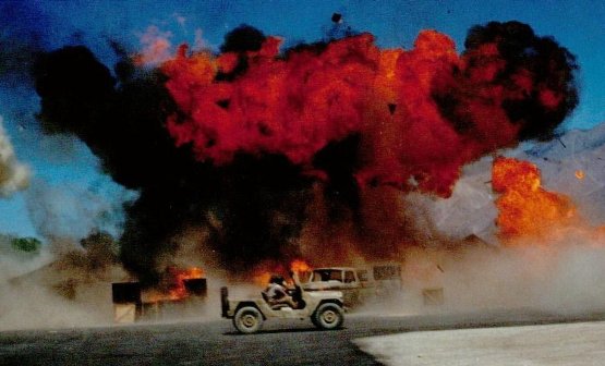 Фото - Би Джей Дэвис: 555x336 / 39 Кб