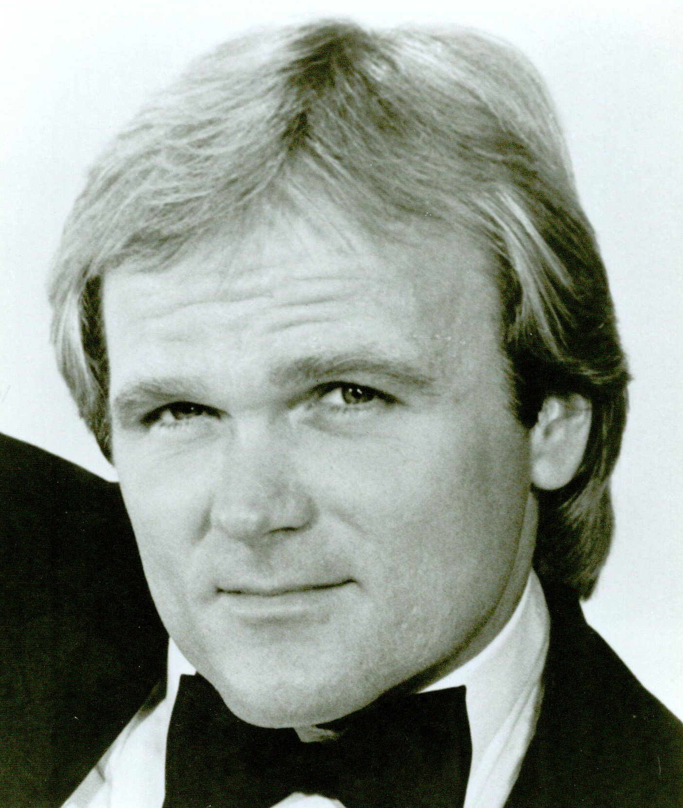 Фото - Би Джей Дэвис: 1405x1662 / 389 Кб