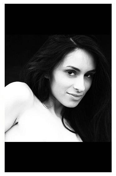 Фото - Асун Ортега: 373x563 / 17 Кб