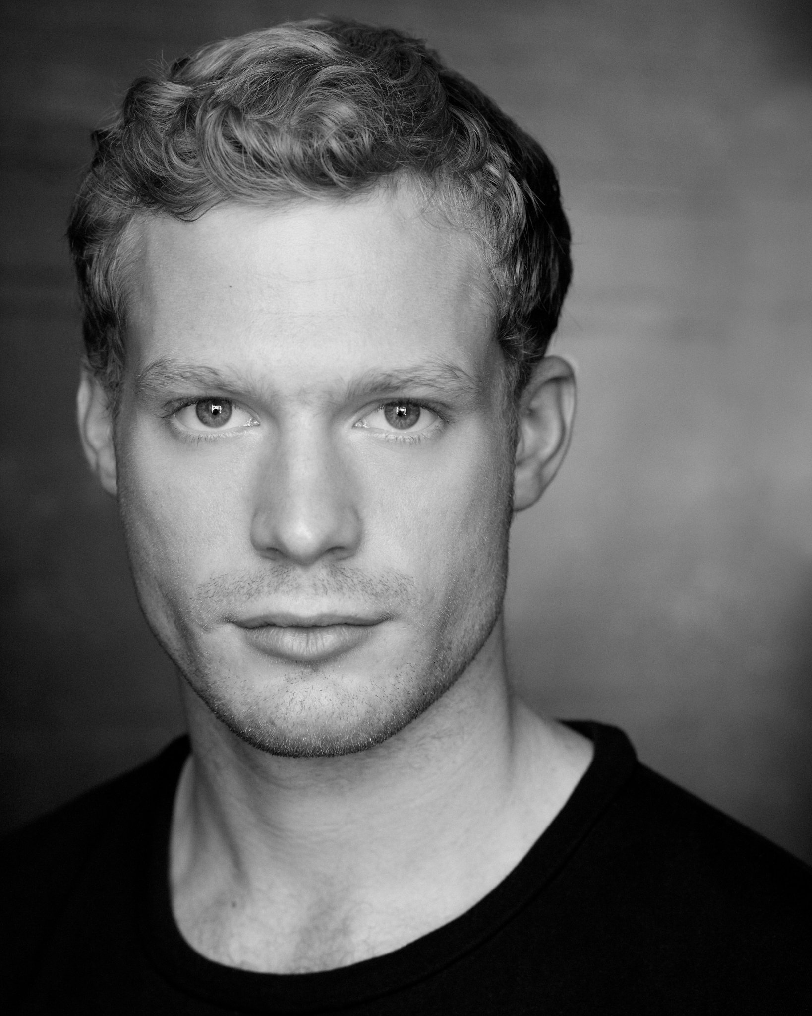 Фото - Сэм Рид: 1638x2048 / 406 Кб