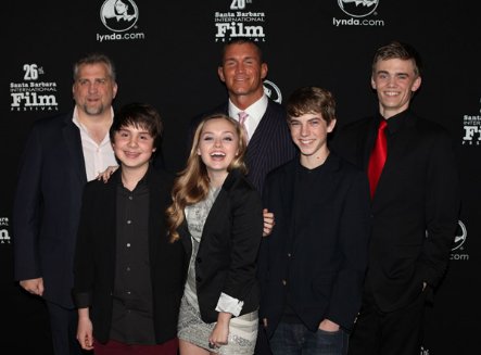 Фото - Дэниэл Ельски: 443x327 / 23 Кб