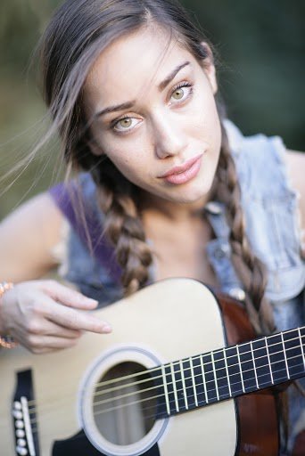 Фото - Коррина Рико: 342x512 / 32 Кб