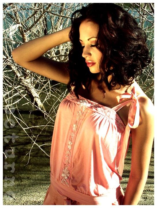 Фото - Николетт Найтингейл: 545x720 / 117 Кб