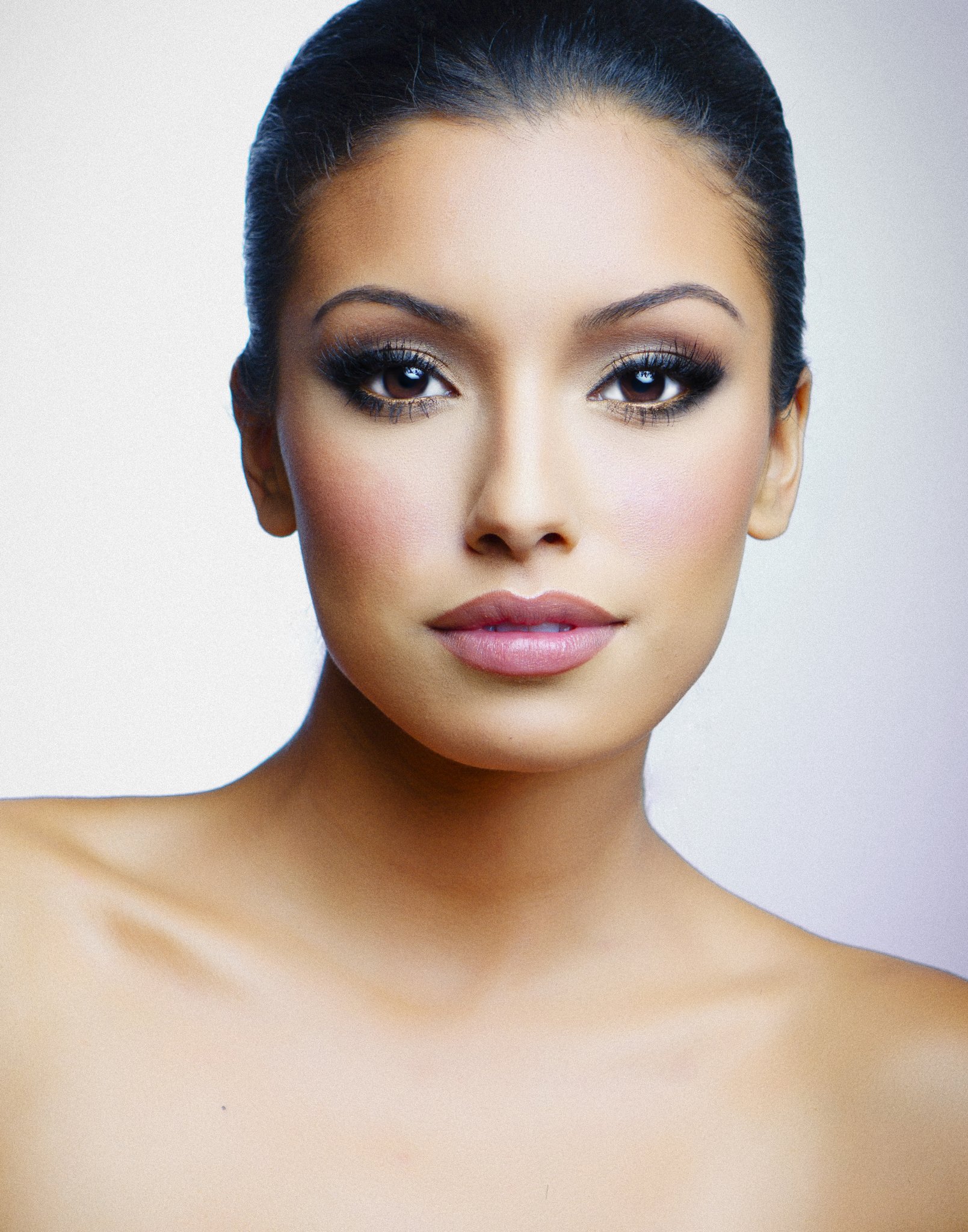 Фото - Зулейка Сильвер: 1609x2048 / 595 Кб