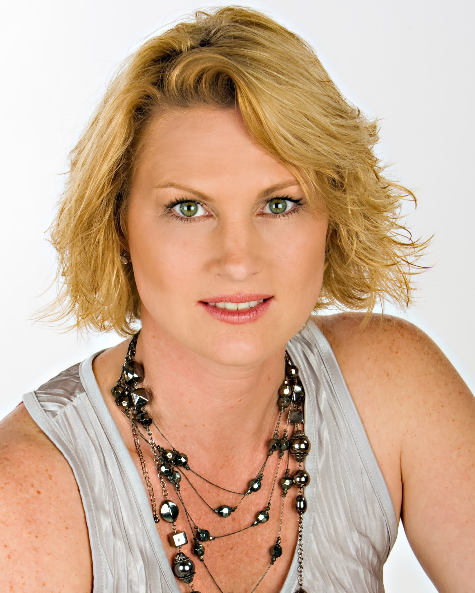 Фото - Элизабет Анн Кошак: 1638x2048 / 473 Кб