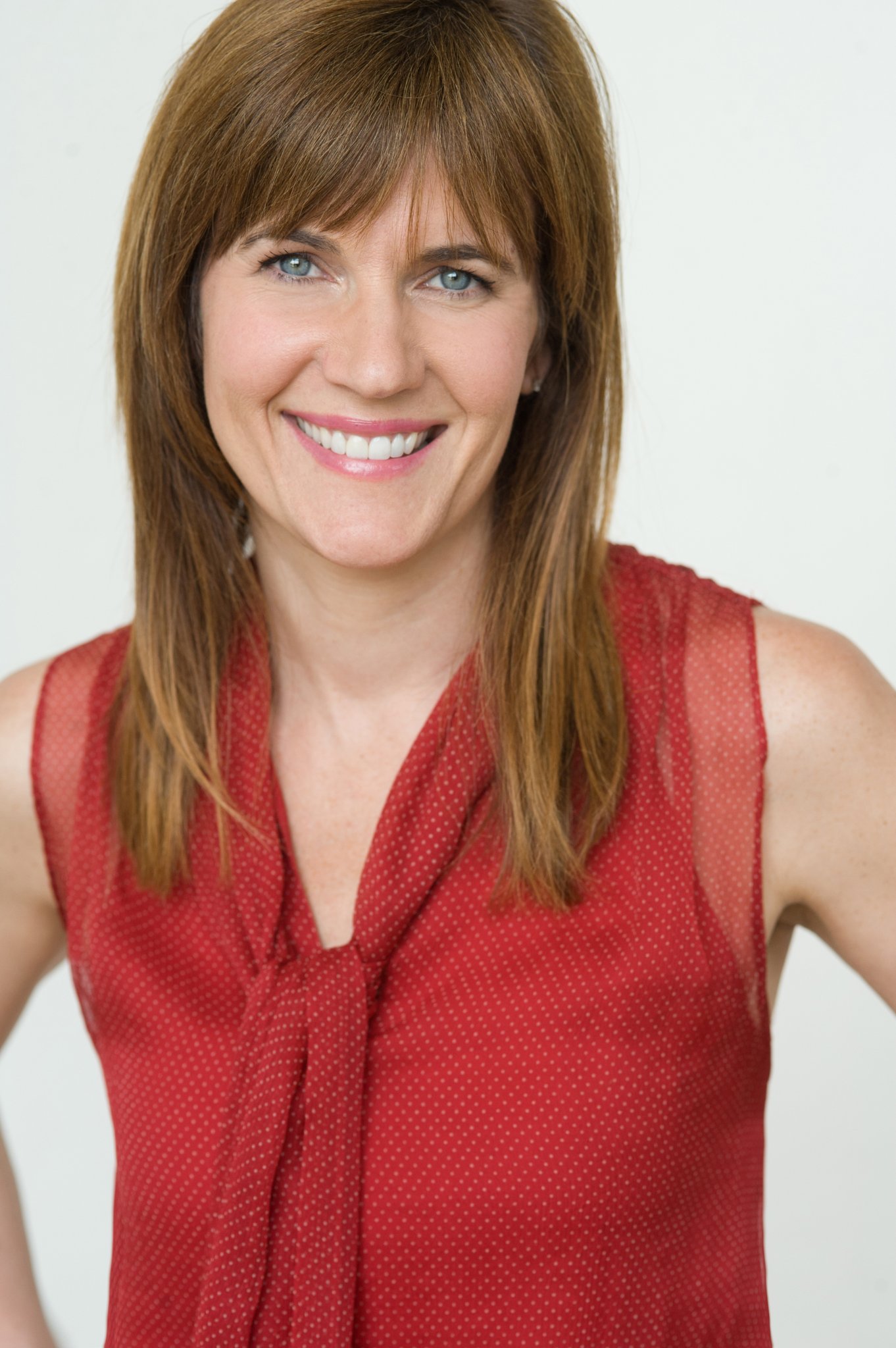 Фото - Кирстен Грегерсон: 1362x2048 / 313 Кб