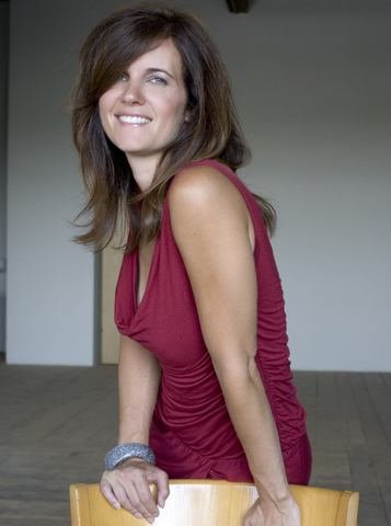 Фото - Кирстен Грегерсон: 357x480 / 22 Кб