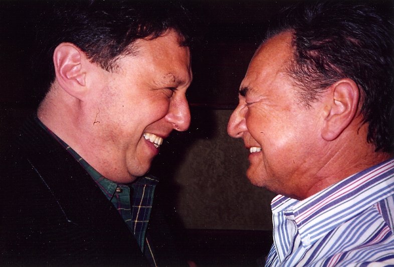 Фото - Чарльз Деннис: 786x533 / 83 Кб