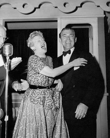 Фото - Кларк Гейбл: 357x450 / 47 Кб