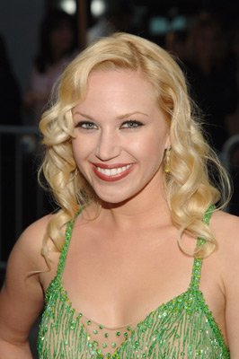 Фото - Адриенн Франц: 266x400 / 23 Кб