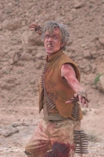 Фото - Роберт Джой: 331x500 / 29 Кб