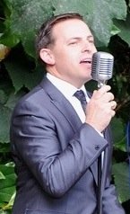 Фото - Стив Конвей: 145x238 / 11 Кб