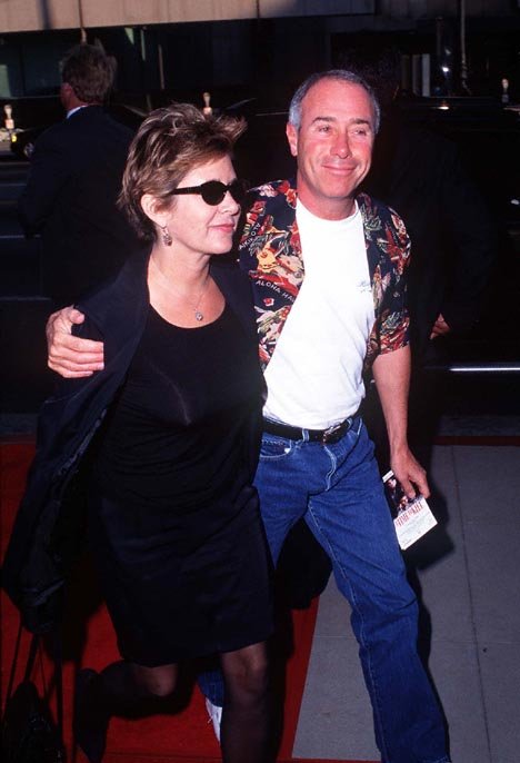 Фото - Кэрри Фишер: 468x686 / 46 Кб