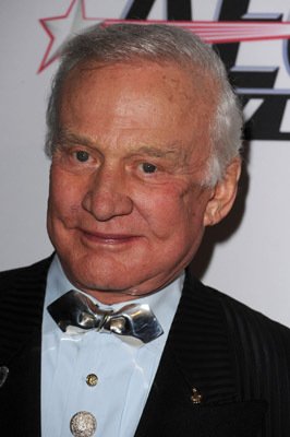 Фото - Базз Олдрин: 266x400 / 19 Кб