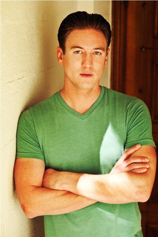 Фото - Грант Кристофер: 512x768 / 68 Кб