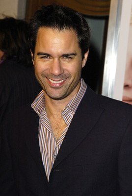 Фото - Эрик МакКормак : 269x400 / 18 Кб