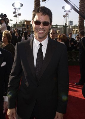 Фото - Эрик МакКормак : 285x400 / 22 Кб