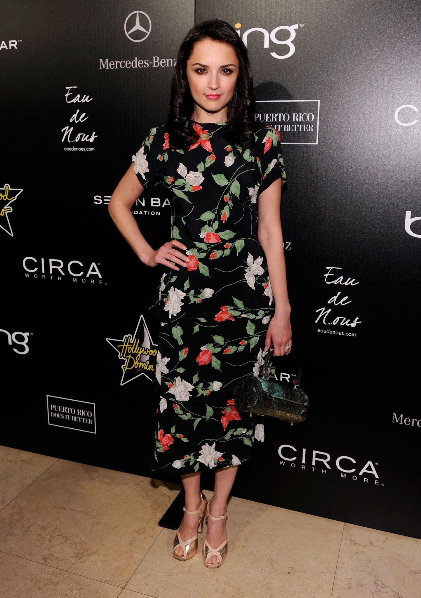 Фото - Рейчел Ли Кук: 1442x2048 / 496 Кб