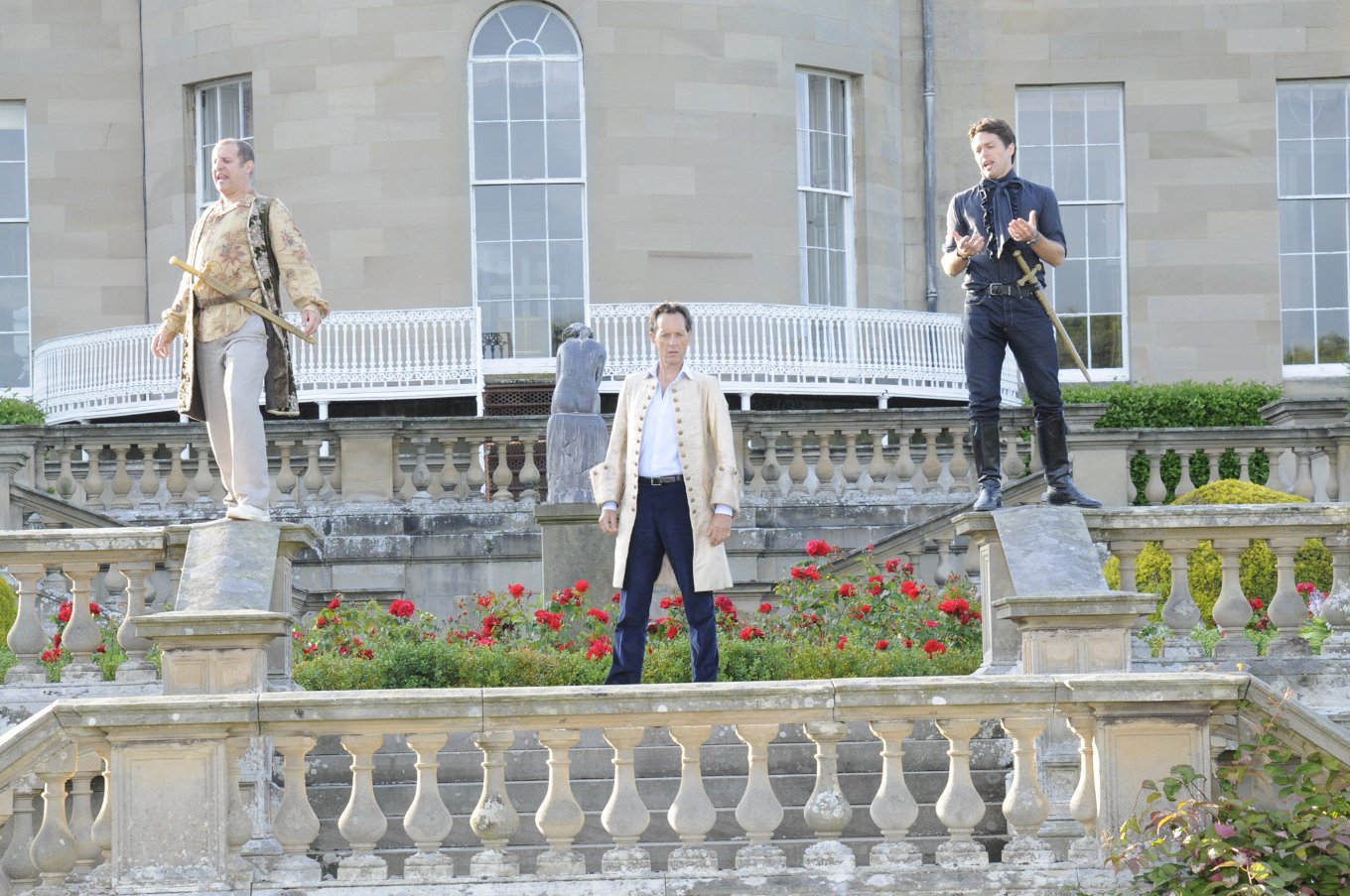 Фото - Ричард Э. Грант: 1360x903 / 270 Кб