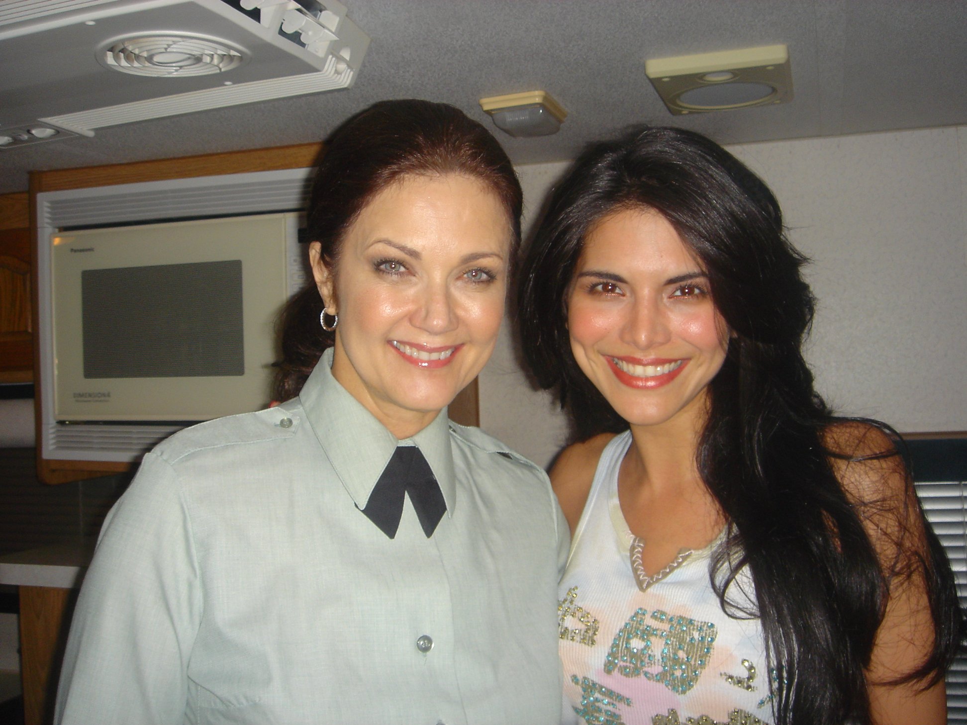 Фото - Джойс Жиро: 1944x1458 / 354 Кб