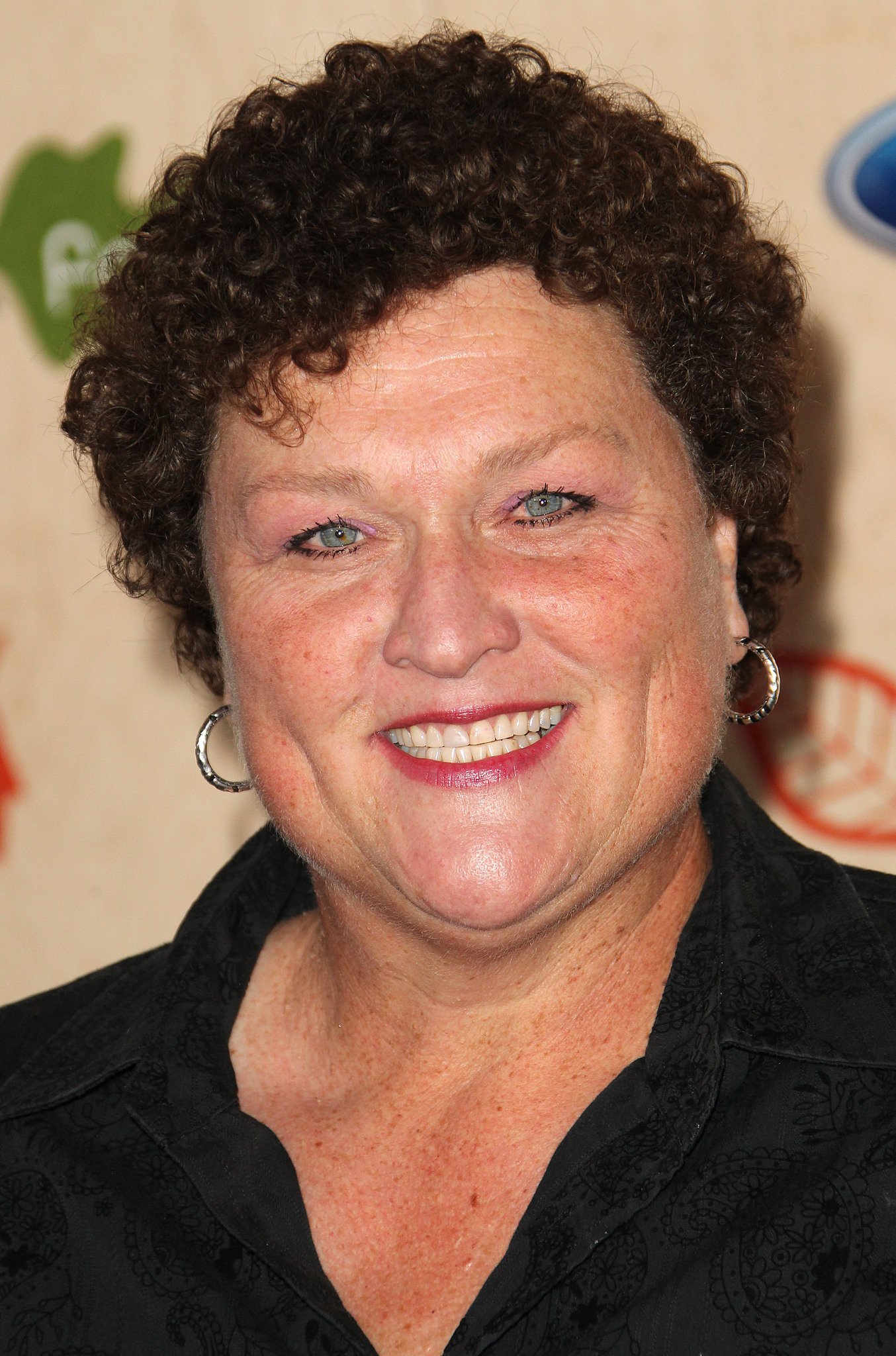 Фото - Дот Джонс: 1354x2048 / 529 Кб