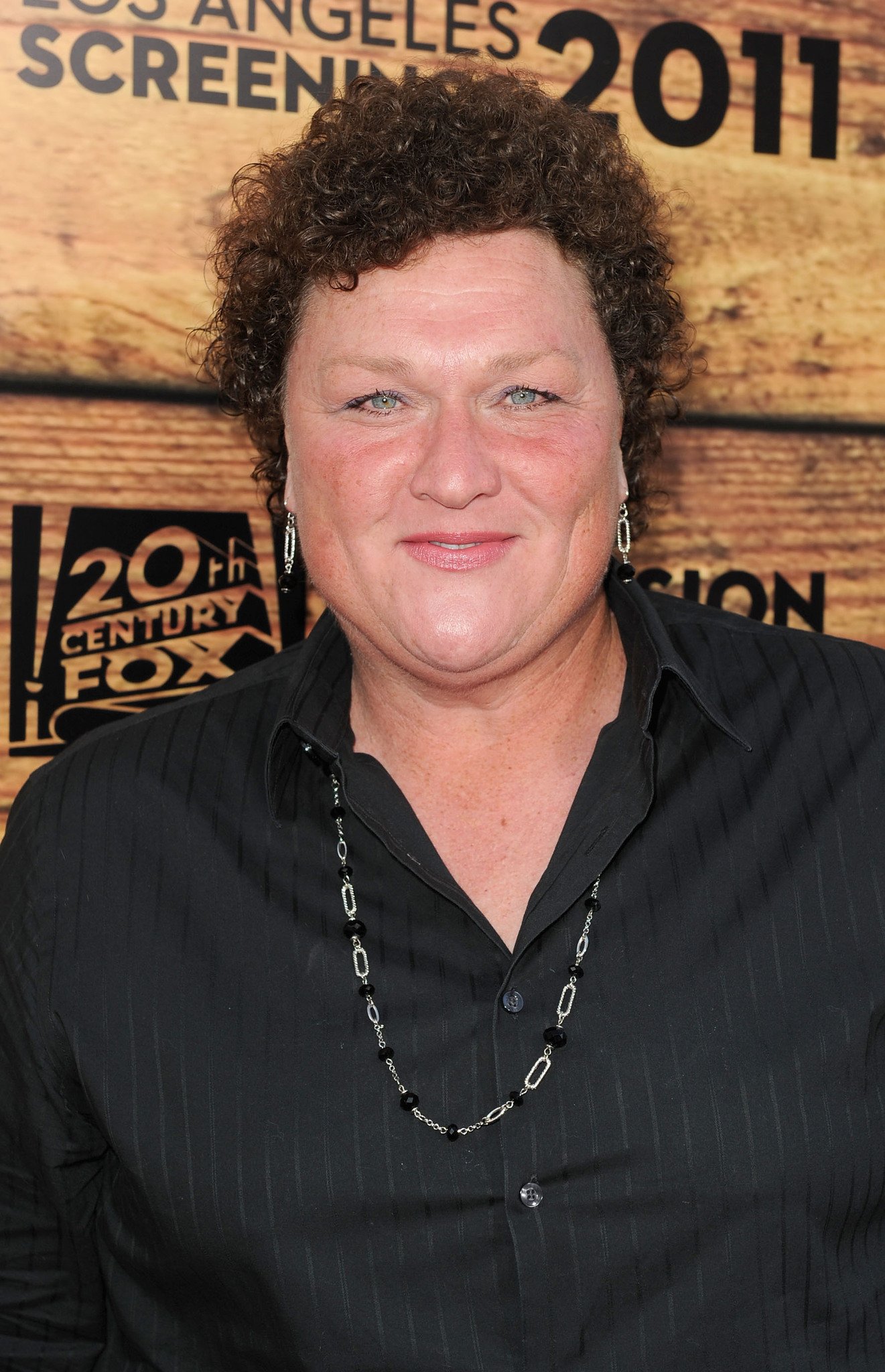 Фото - Дот Джонс: 1321x2048 / 439 Кб