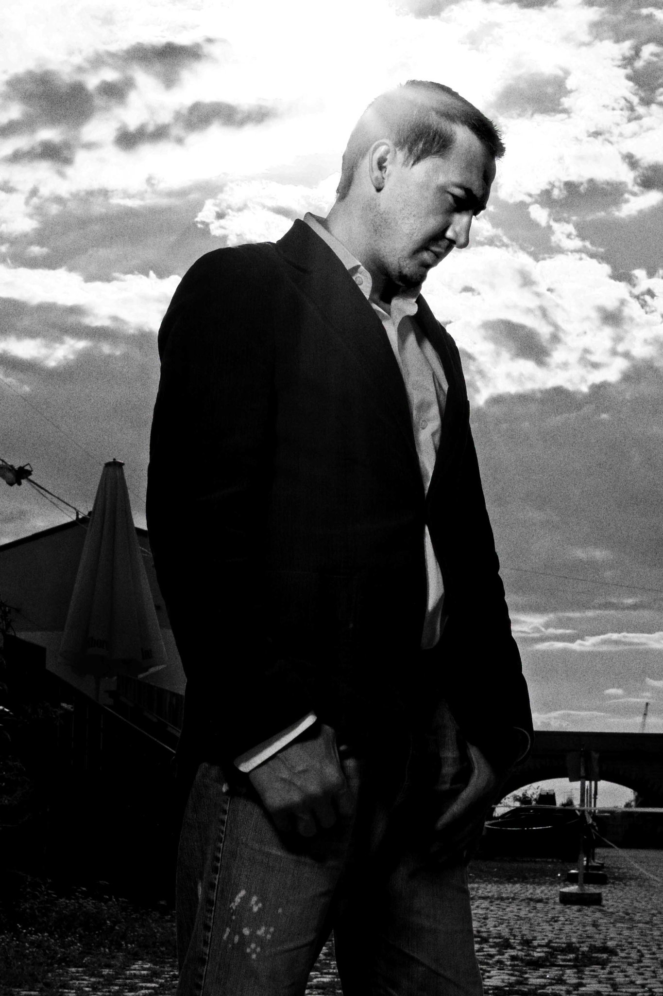 Фото - Бироль Йилдиз: 1365x2048 / 352 Кб