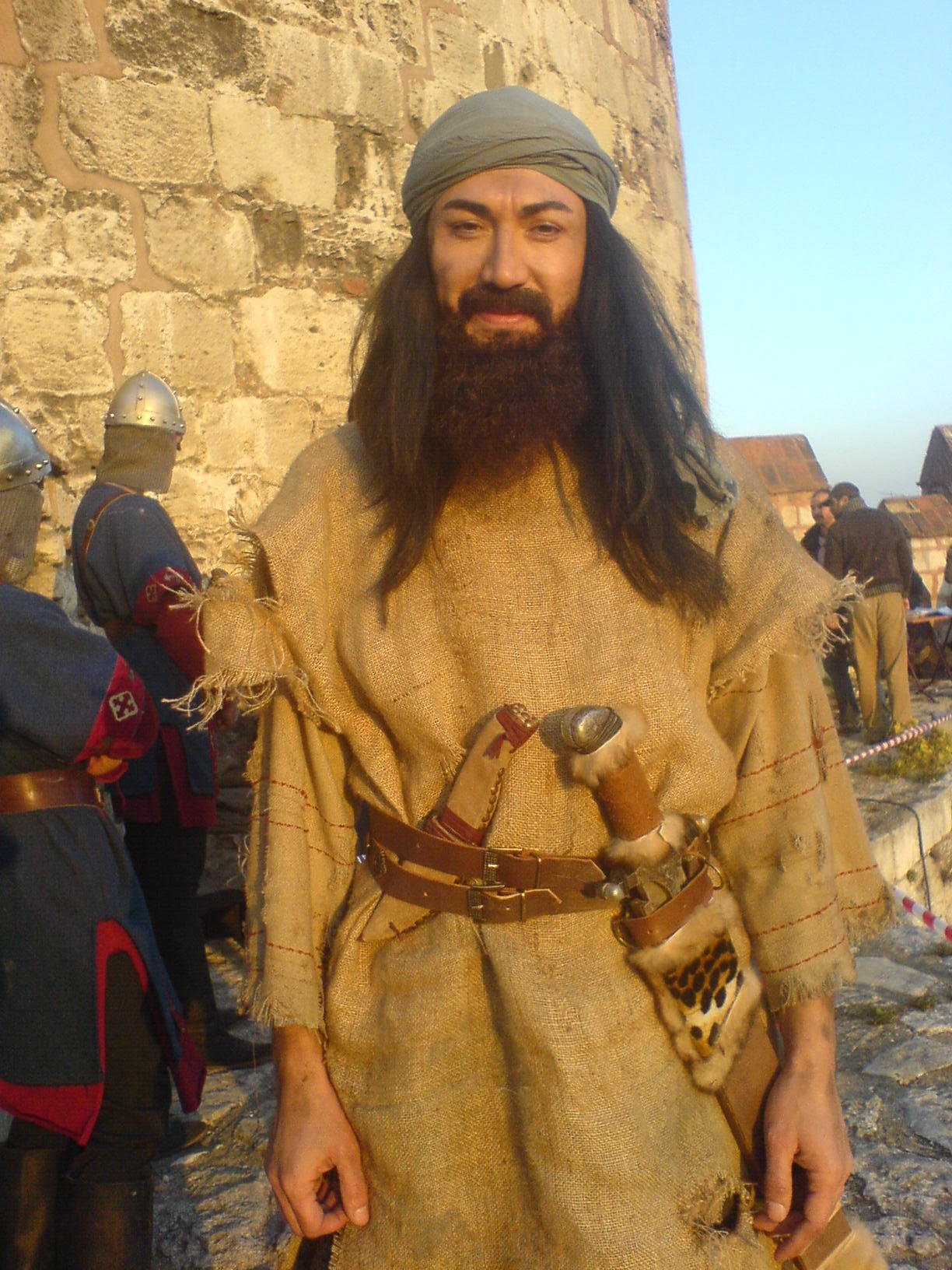 Фото - Бироль Йилдиз: 1224x1632 / 338 Кб