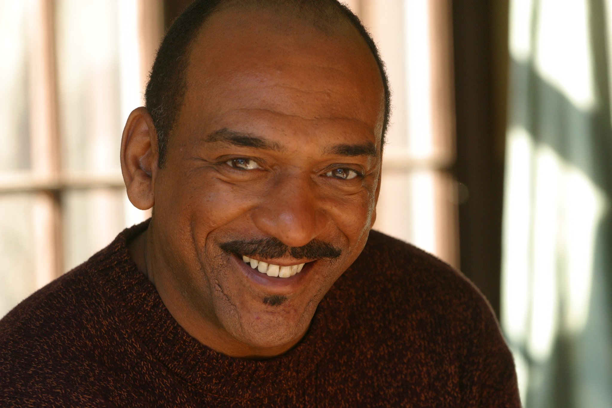 Фото - Тони Вон: 2048x1365 / 294 Кб