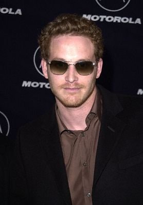 Фото - Коул Хаузер: 278x400 / 15 Кб