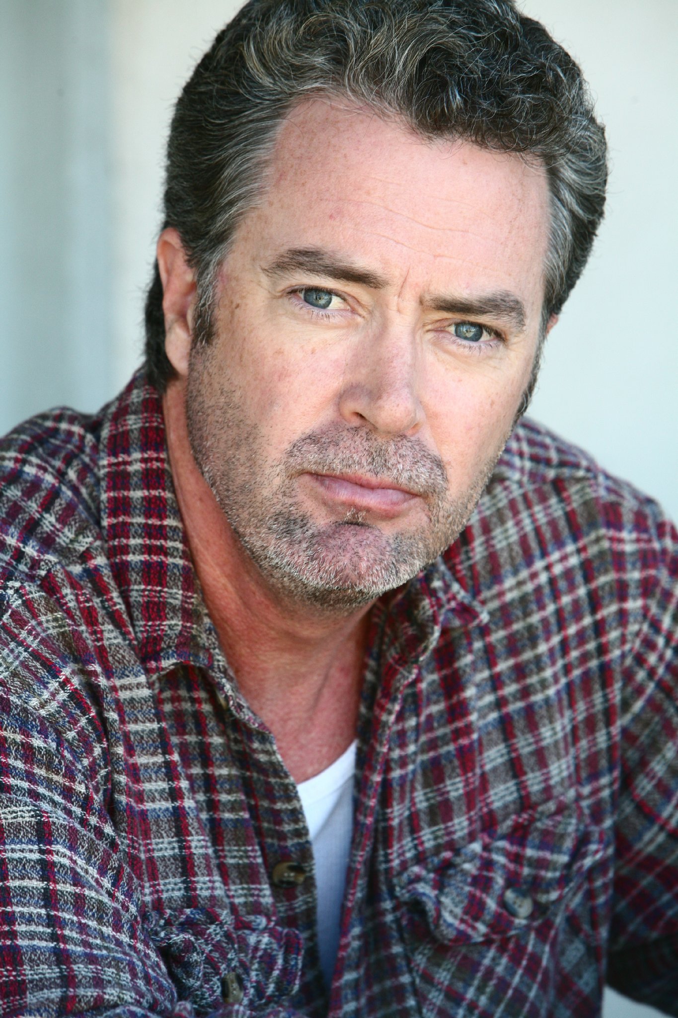 Фото - Джеймс Эдсон: 1365x2048 / 510 Кб