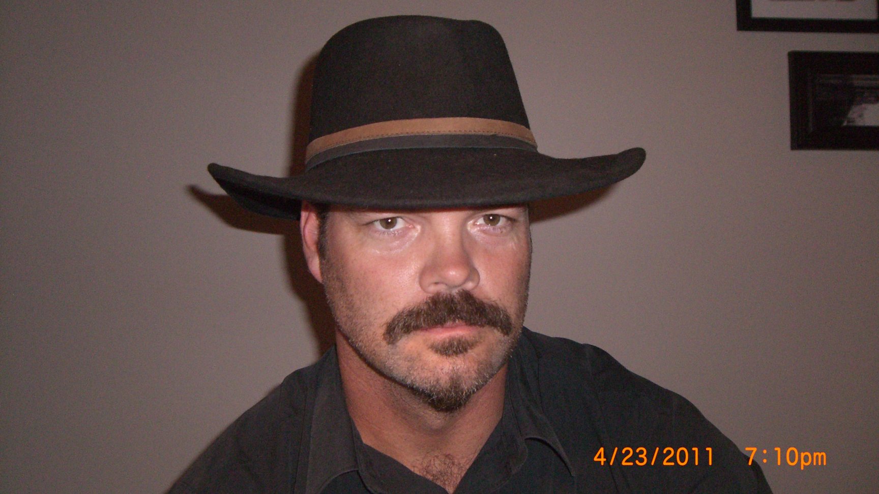 Фото - Дэвид Хатчисон: 1728x972 / 220 Кб