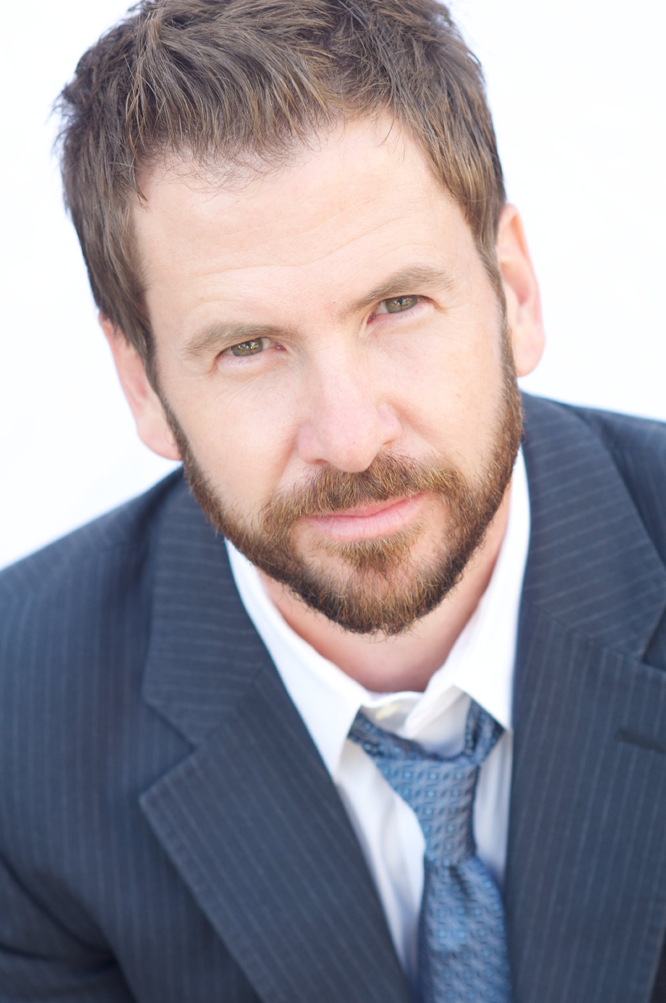 Фото - Джон Хавкинсон: 1360x2048 / 263 Кб