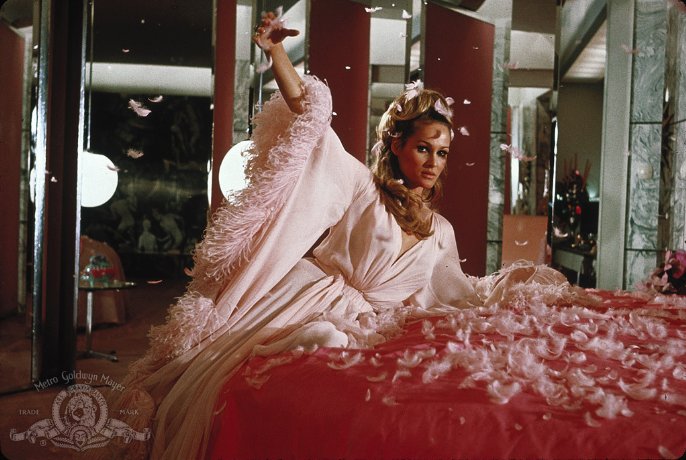 Фото - Урсула Андресс: 686x460 / 75 Кб