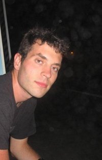 Фото - Захари Калбертсон: 200x314 / 10 Кб