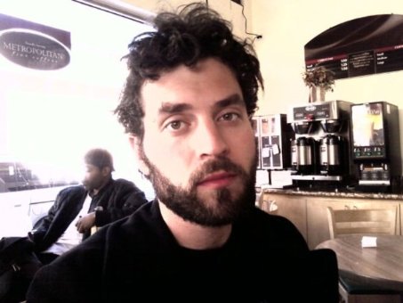 Фото - Захари Калбертсон: 453x340 / 29 Кб