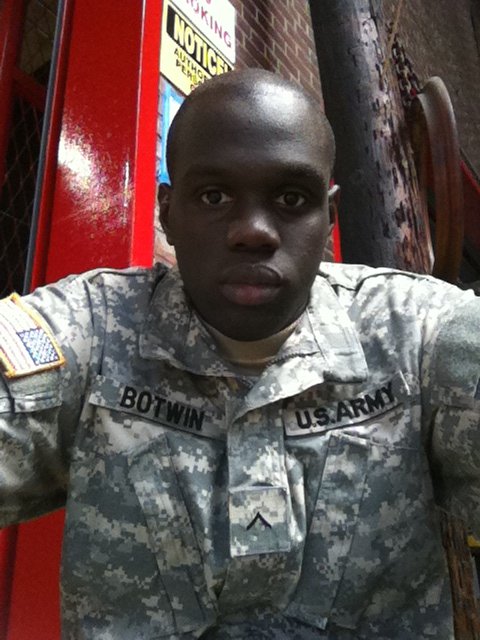 Фото - Мохамед Дайон: 480x640 / 69 Кб