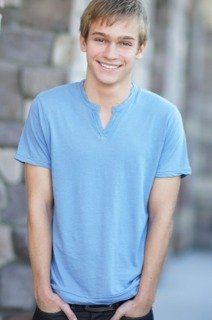 Фото - Девон Джирхарт: 212x320 / 13 Кб