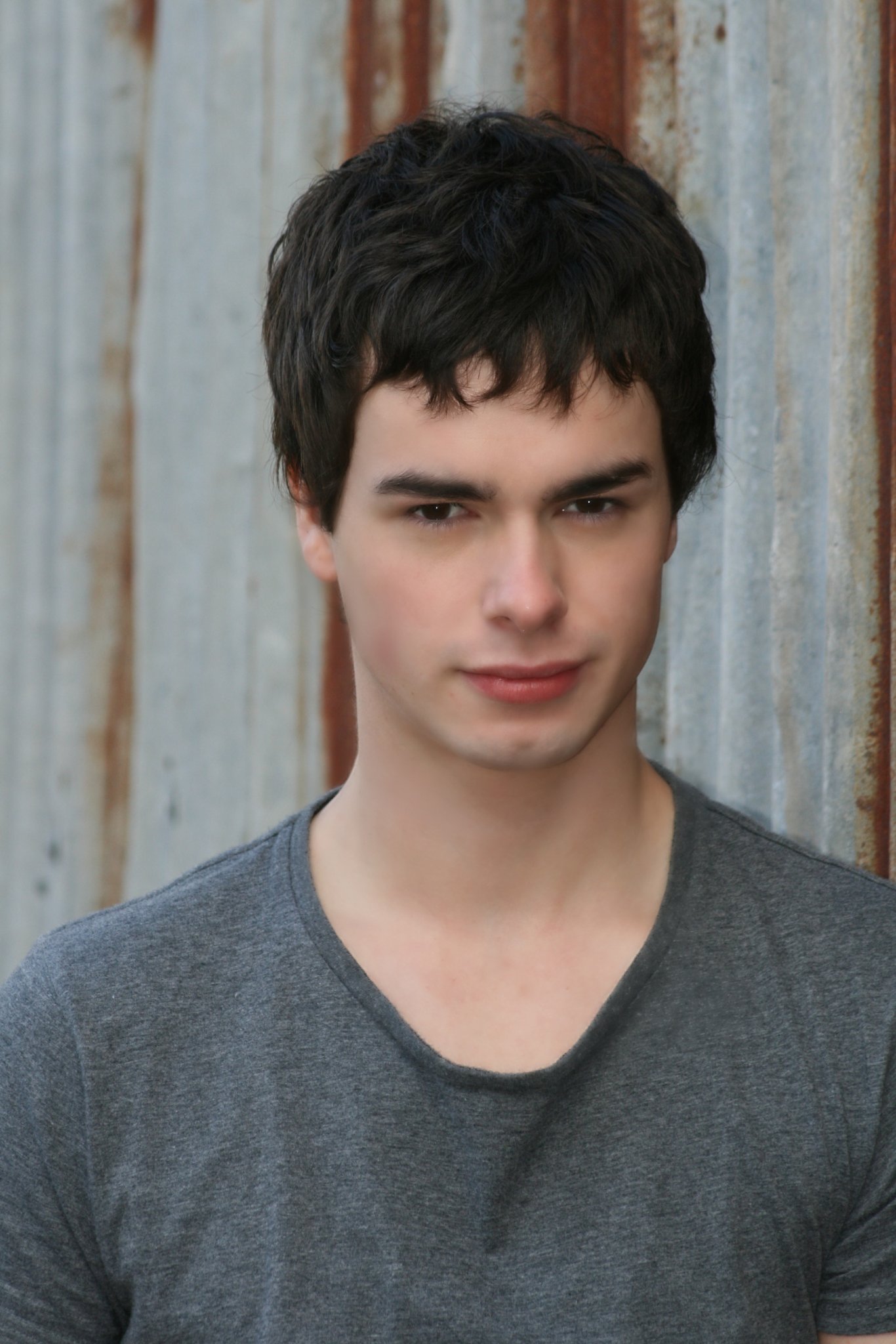 Фото - Блэйк Дэвис: 1366x2048 / 306 Кб