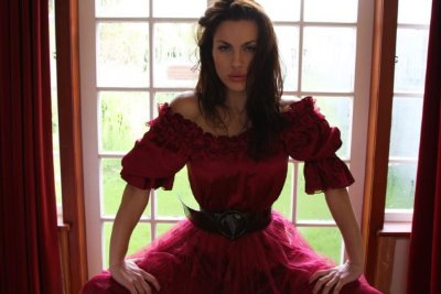 Фото - Луна Риомина: 400x267 / 22 Кб