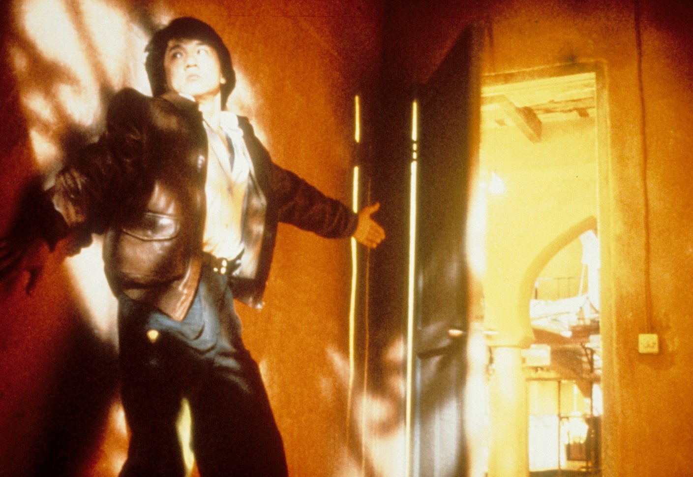 Фото - Джеки Чан: 1409x969 / 210 Кб