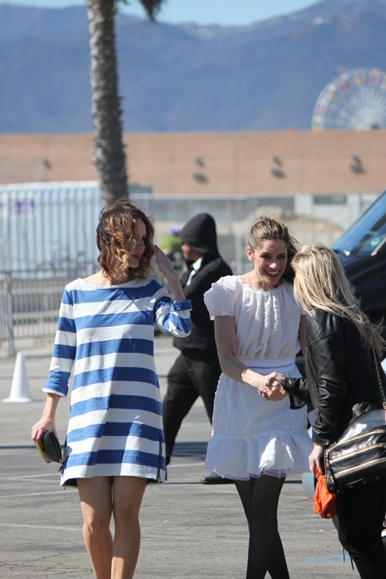 Фото - Аманда Пит: 562x843 / 79 Кб