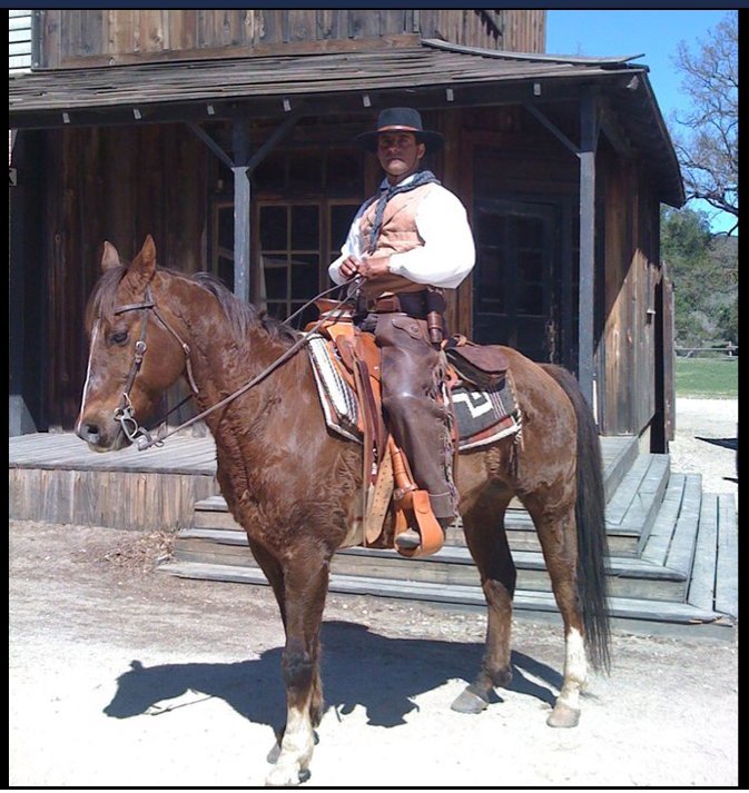 Фото - Ардершир Радпоур: 673x713 / 109 Кб