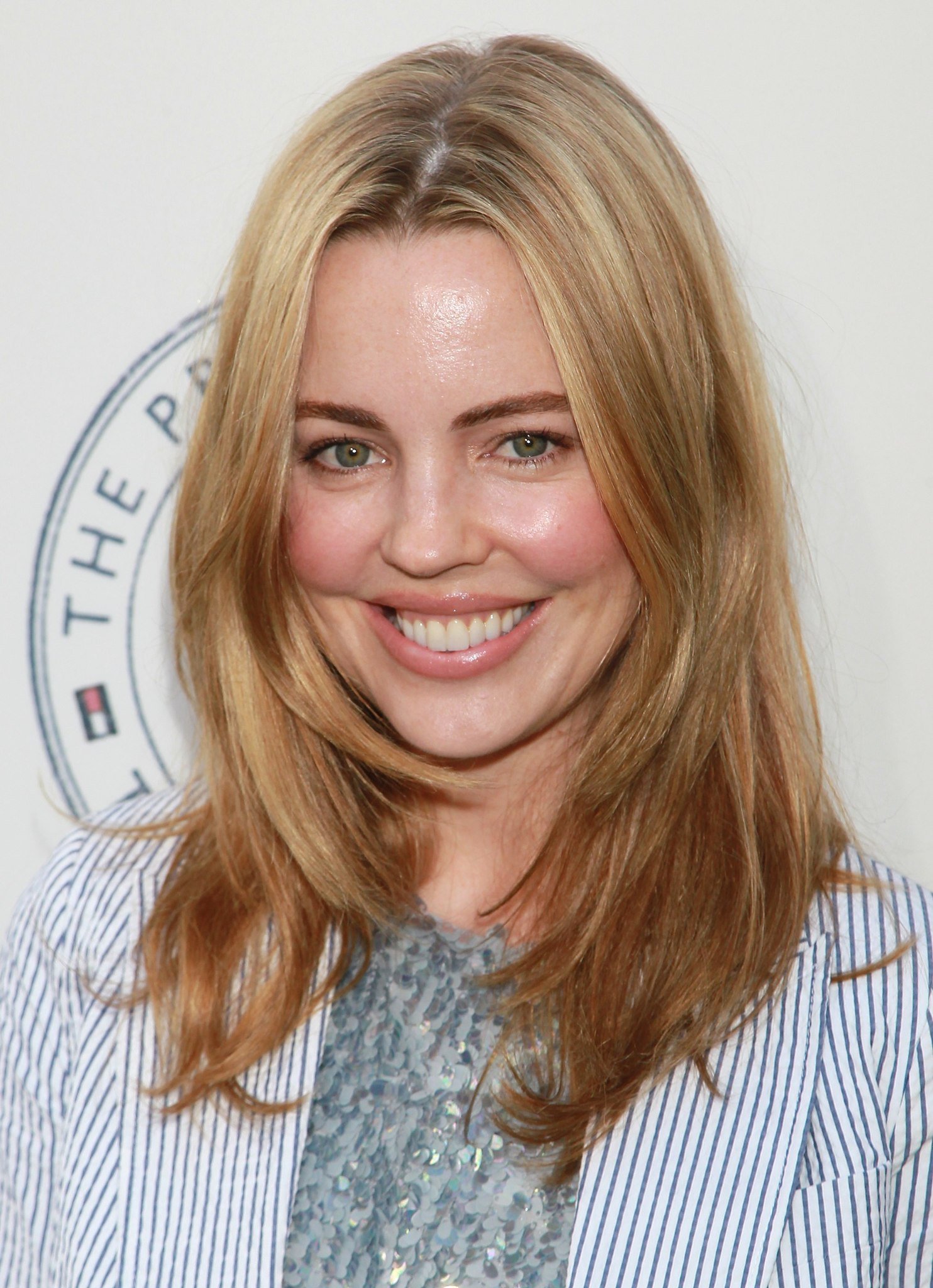 Фото - Мелисса Джордж: 1484x2048 / 442 Кб