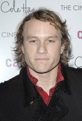 Фото - Хит Леджер: 271x400 / 23 Кб