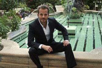 Фото - Стивен Дорфф: 333x222 / 24 Кб