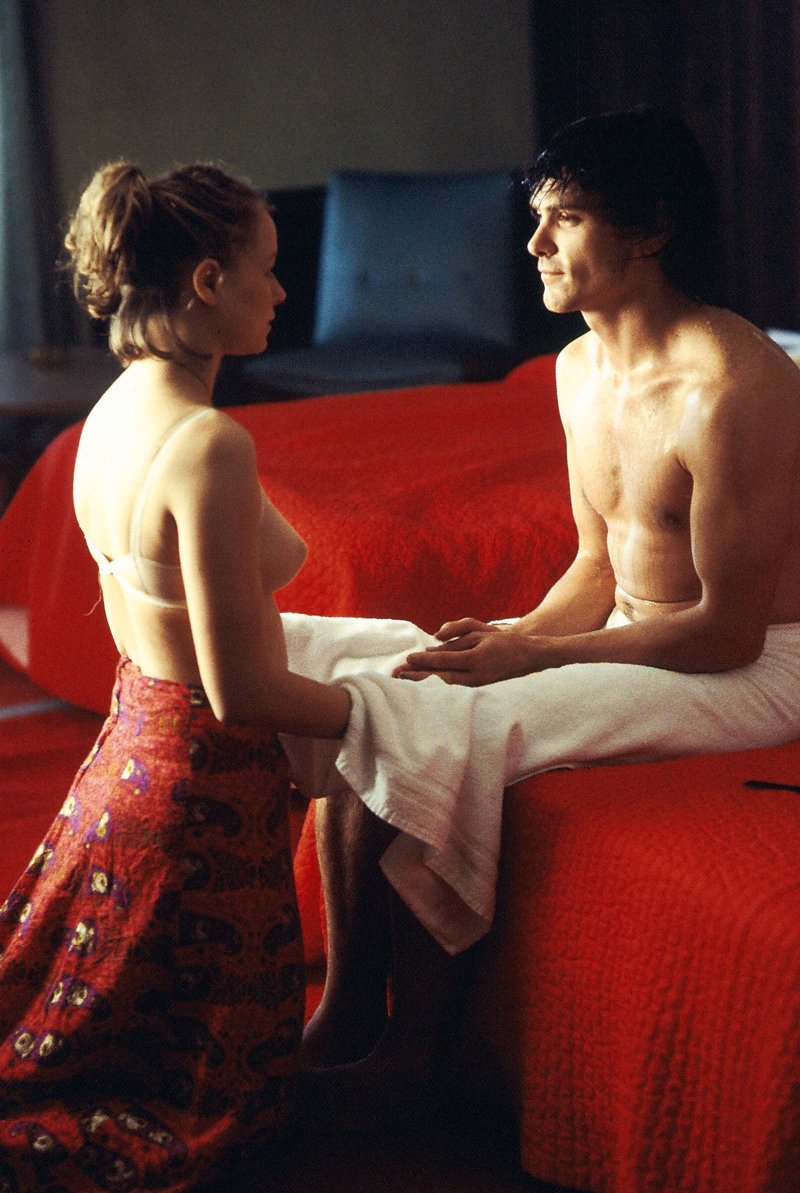 Фото - Саманта Мортон: 800x1193 / 168 Кб