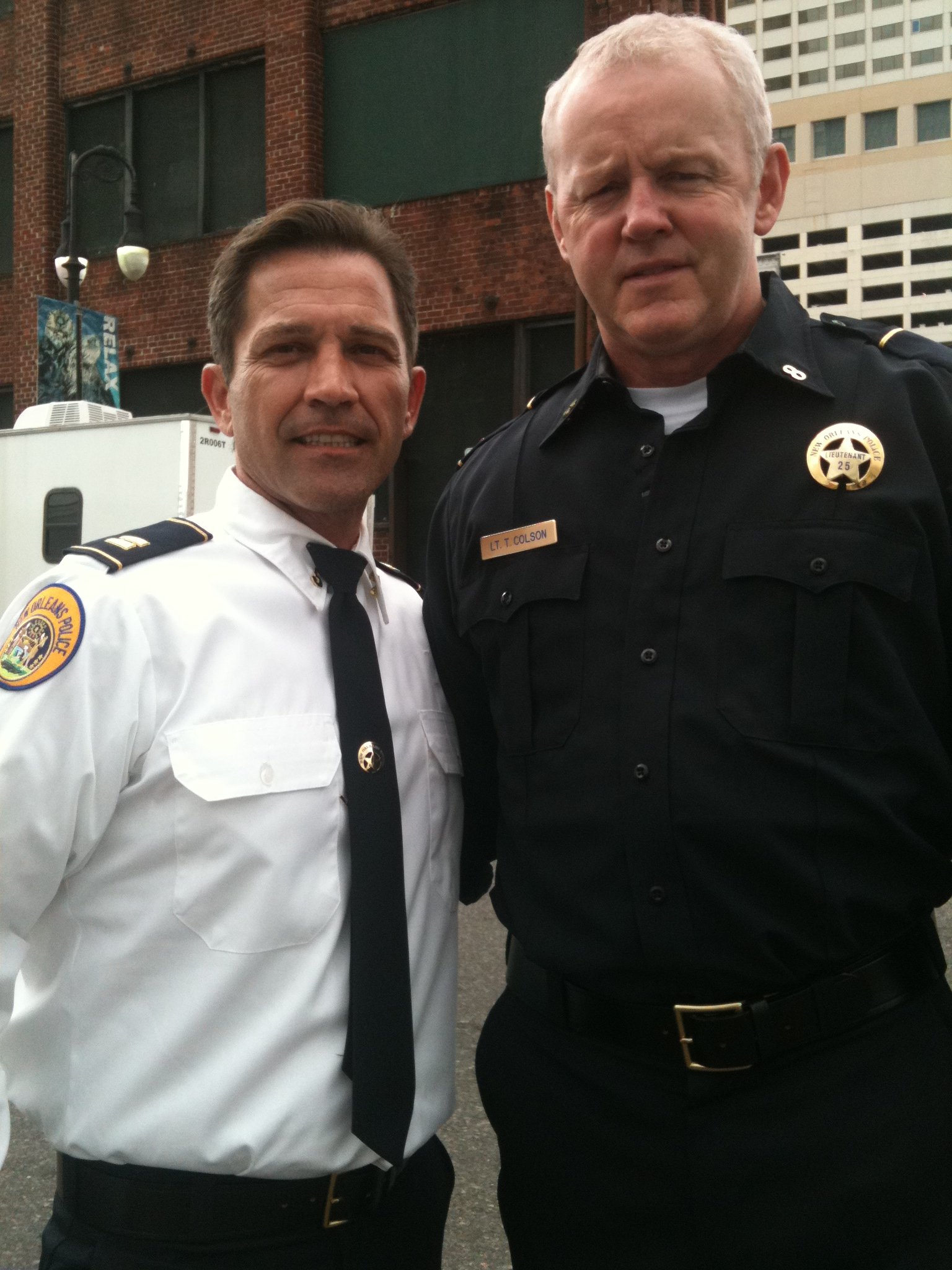 Фото - Майкл Шауэрс: 1536x2048 / 397 Кб